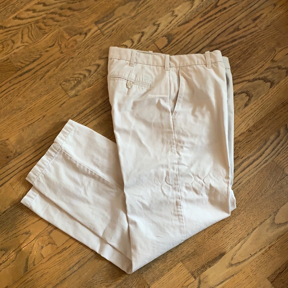Men’s Izod Khakis 34x32 Light Color Khaki